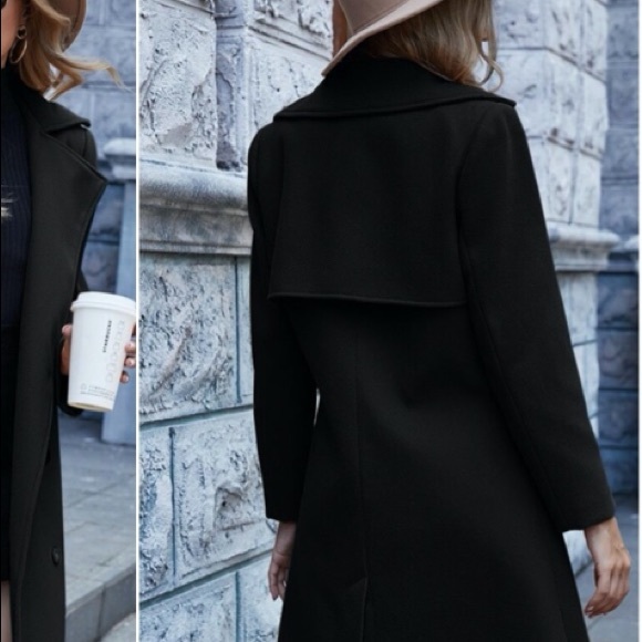 Black wide collar double button trench coat. Size SMALL - Picture 2 of 14